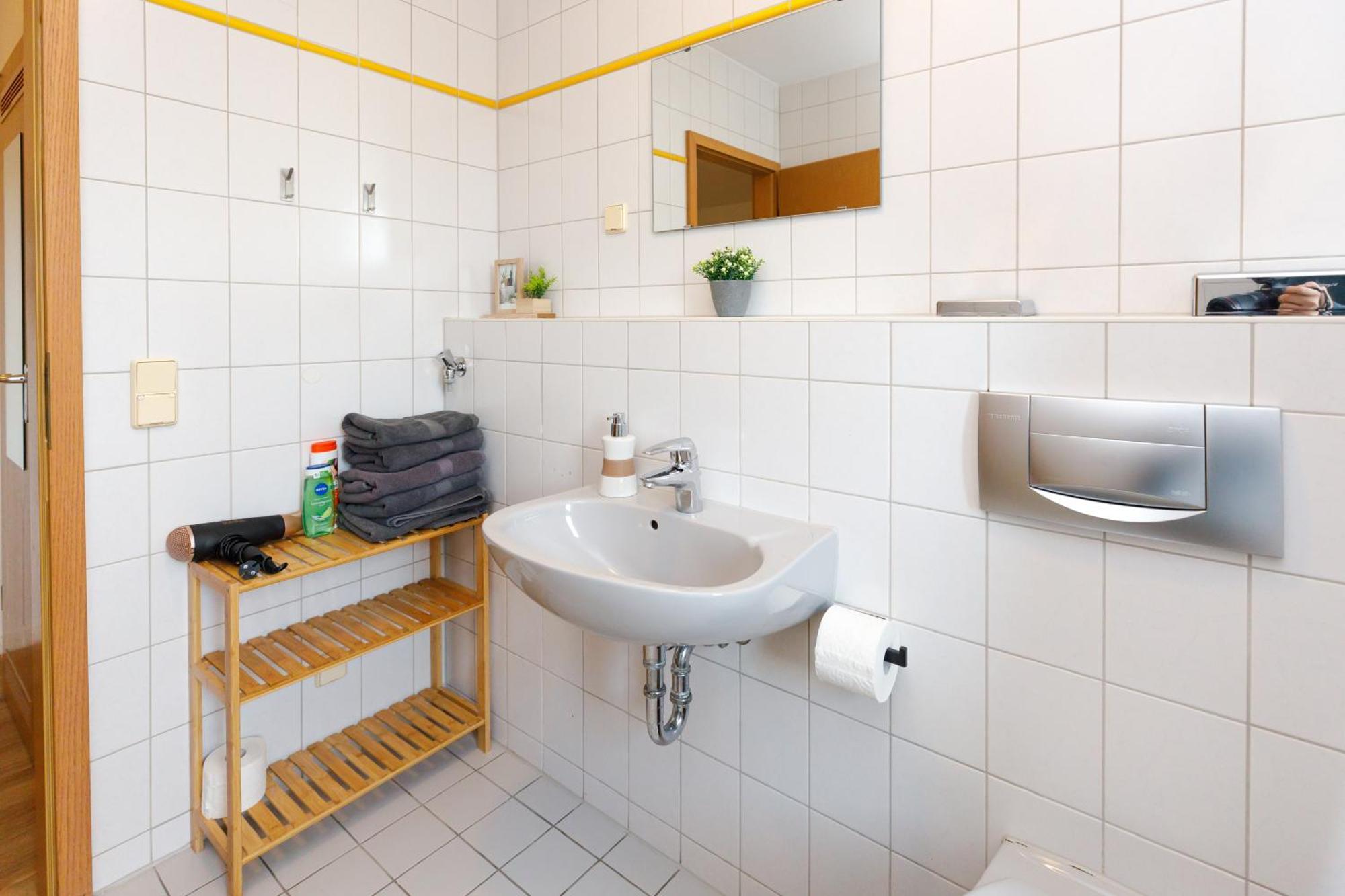 Apartment Fullhouse - - K28 A - Southern Center Leipzig